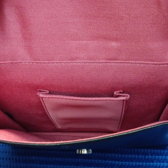 Hobo - Picture 11 of 14